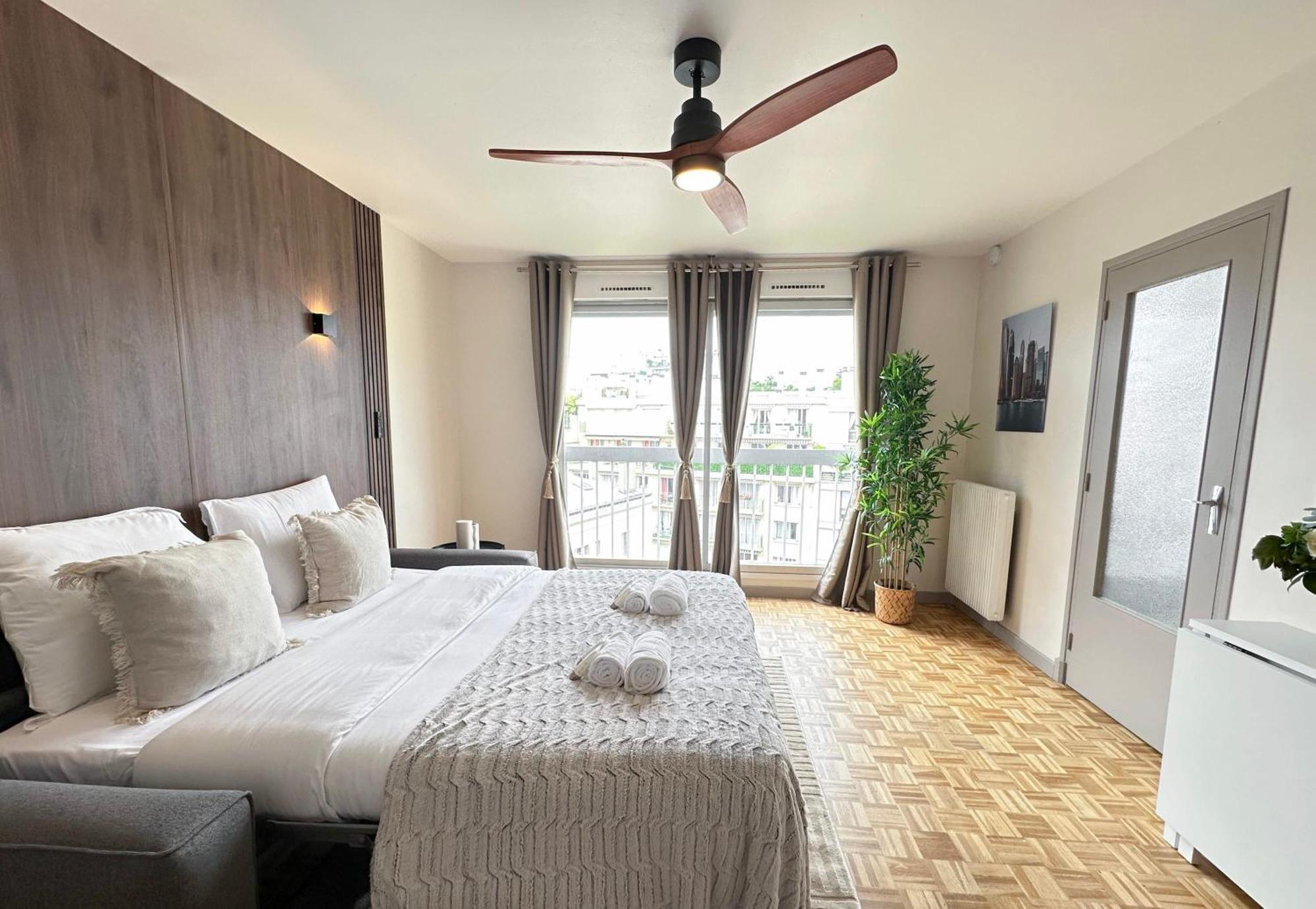 Brand-New Studio With Eiffel Tower View Paris Extérieur photo