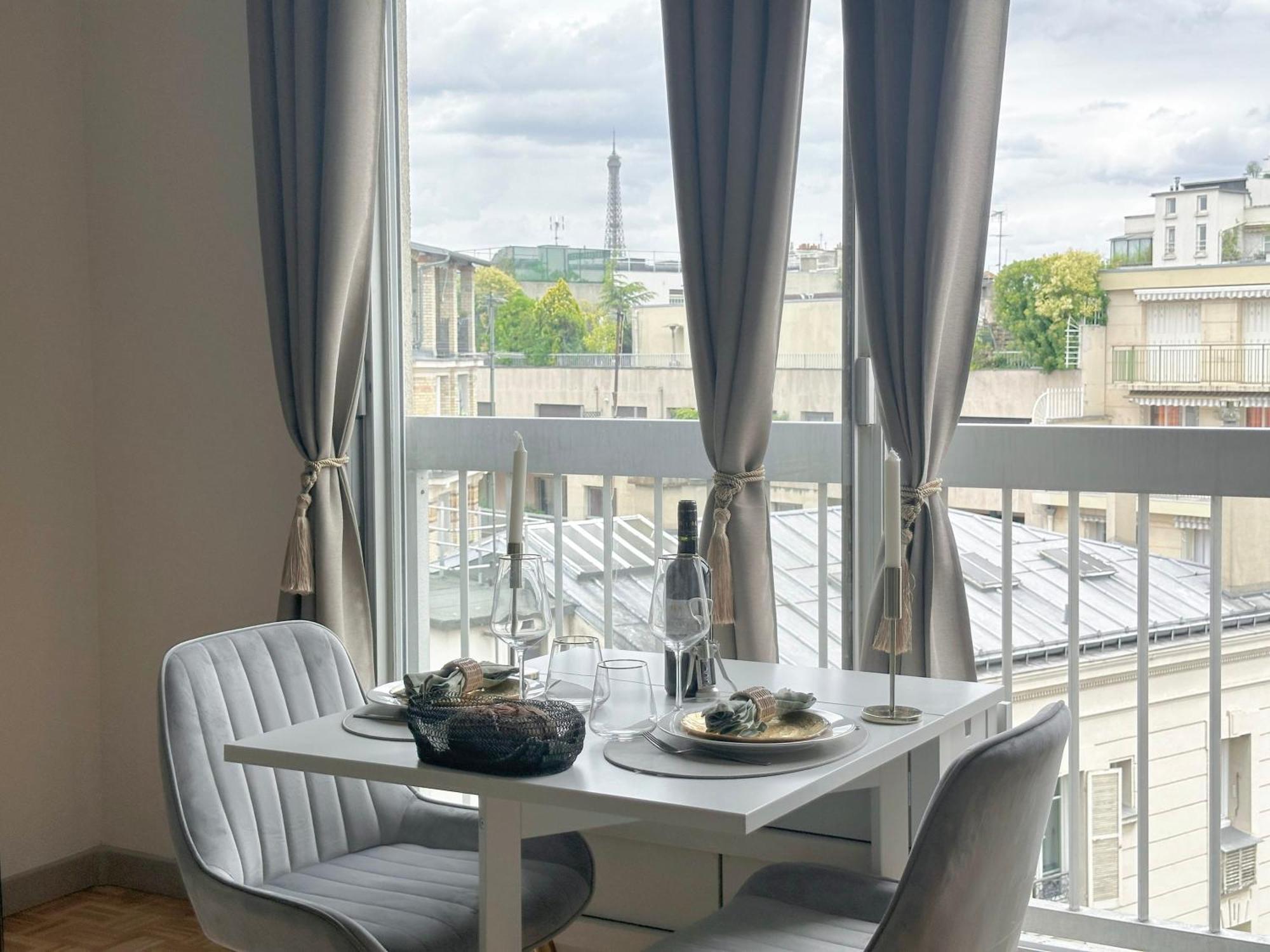 Brand-New Studio With Eiffel Tower View Paris Extérieur photo